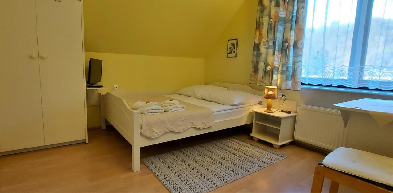 Dom Pod Kasztanami Lägenhet Kazimierz Dolny Exteriör bild
