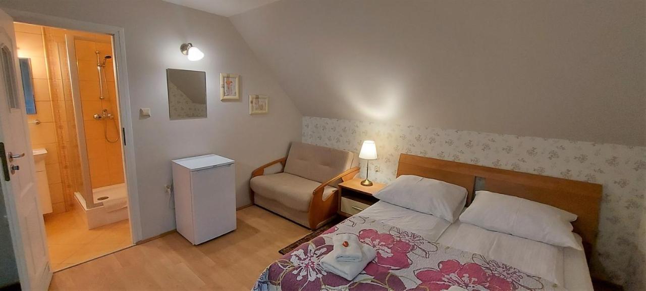 Dom Pod Kasztanami Lägenhet Kazimierz Dolny Exteriör bild